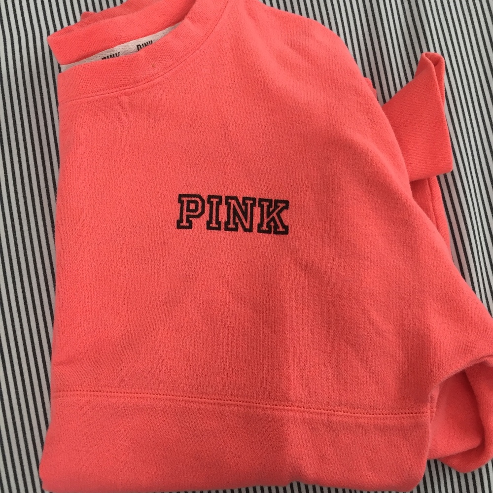 PINK Crewneck